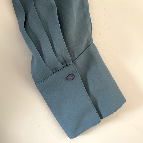 LOFT Outlet Blouse - Picture 4 of 6